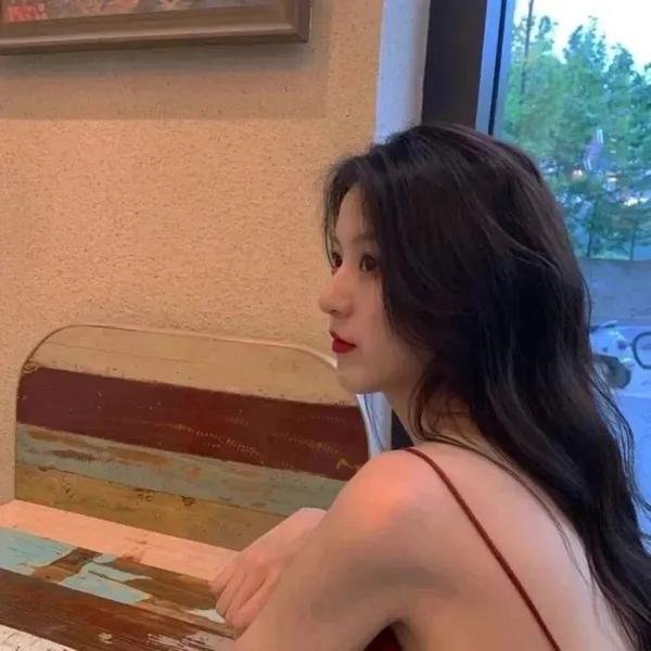 玉笑珠香